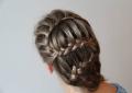 French braid - how to weave and create beautiful hairstyles?