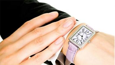 Как можете да почистите стоманена гривна за часовник?